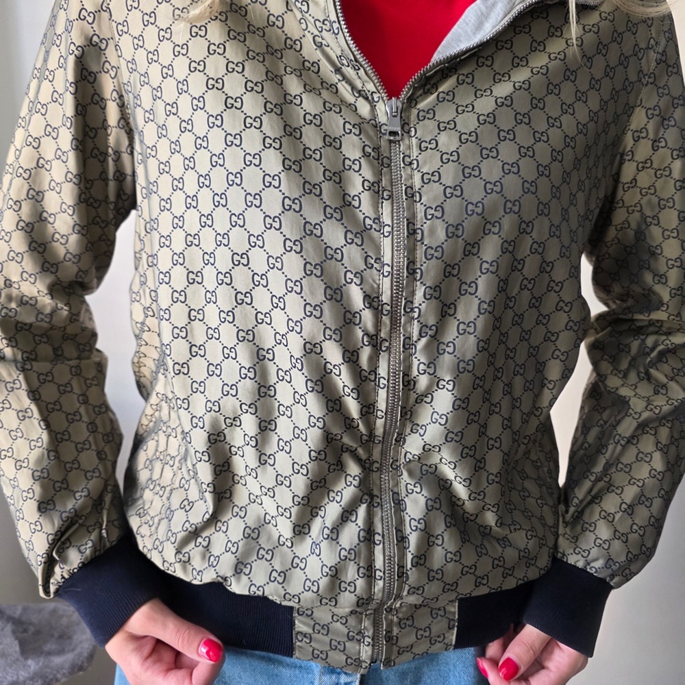 Gucci Gray and Black Monogram Pocket
